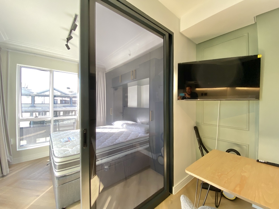 To Let 1 Bedroom Property for Rent in De Waterkant Western Cape